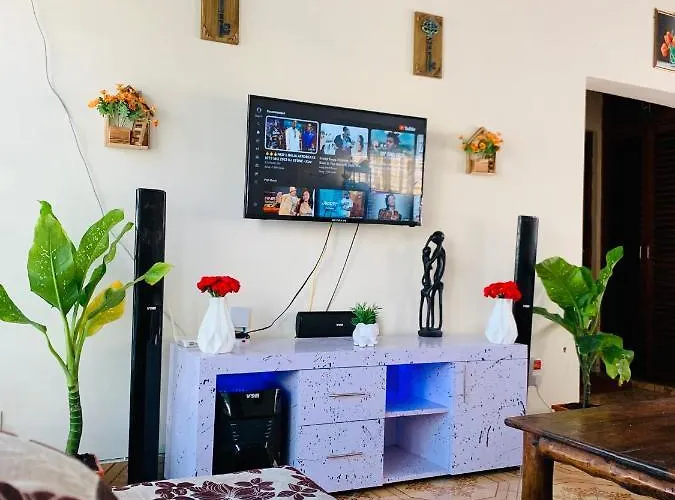 Jambo Diani 1-Bedroom Apartment Close To The Beach